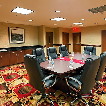 Holiday Inn Express Hotel & Suites Talladega By Ihg Exterior foto